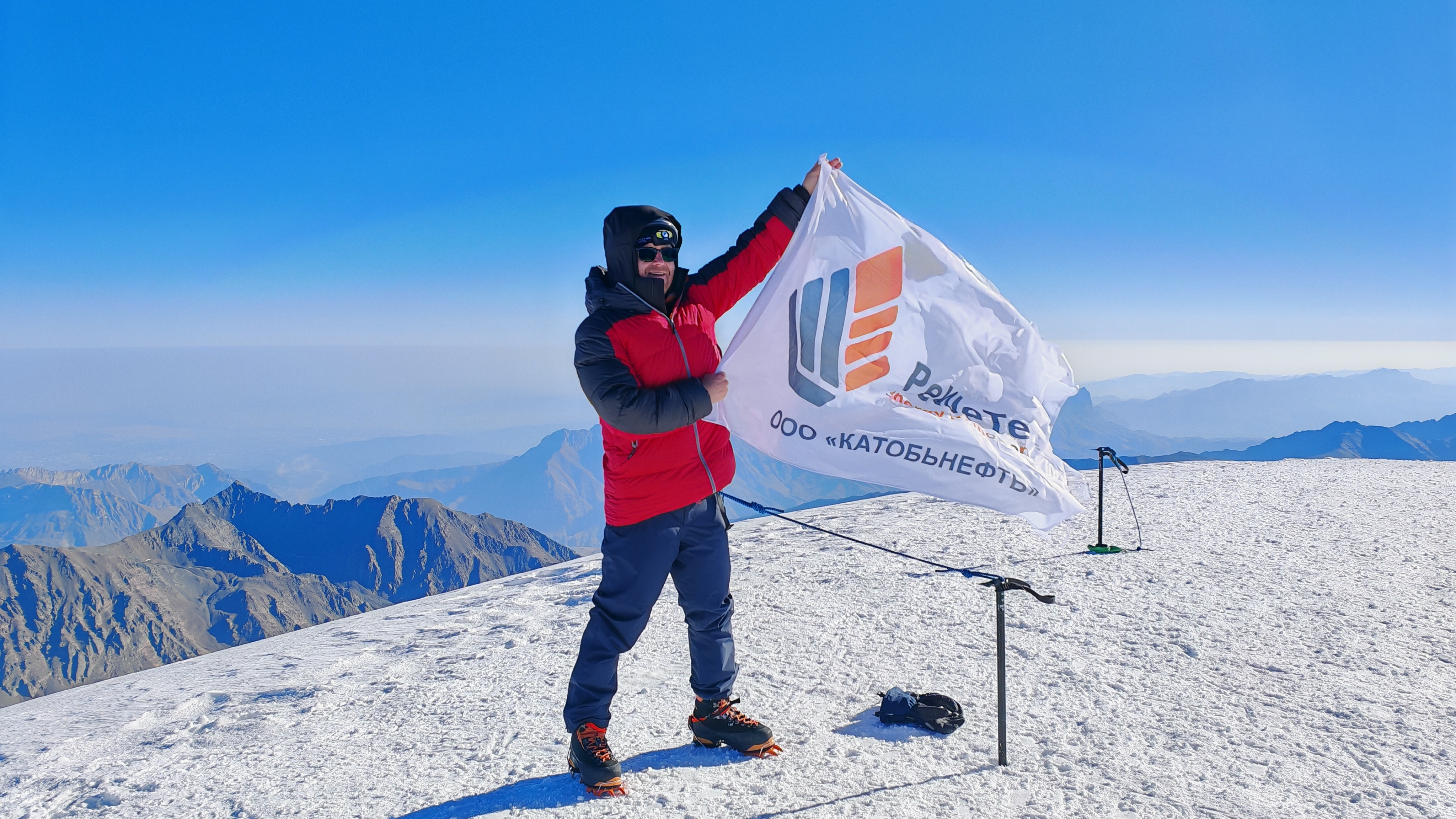 Восхождение на гору Казбек